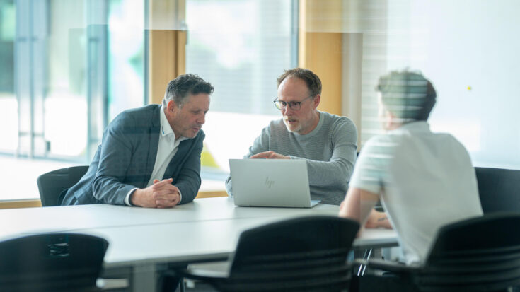 Ueli Boss, Chris Stecher, Thomas Gunziger Personen im Gespräch über IT, Teamarbeit, Jobs